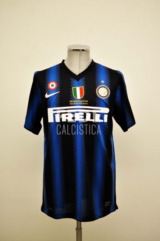 0188__1__internazionale_19_cambiasso_2010_2011_fifa_club_world_cup