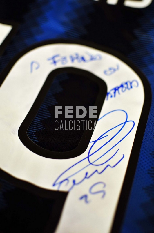 0188__3__internazionale_19_cambiasso_2010_2011_fifa_club_world_cup