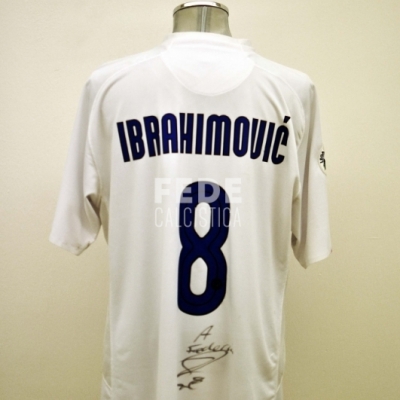 0159_1_internazionale_8_ibrahimovic_2007-2008_serie-a